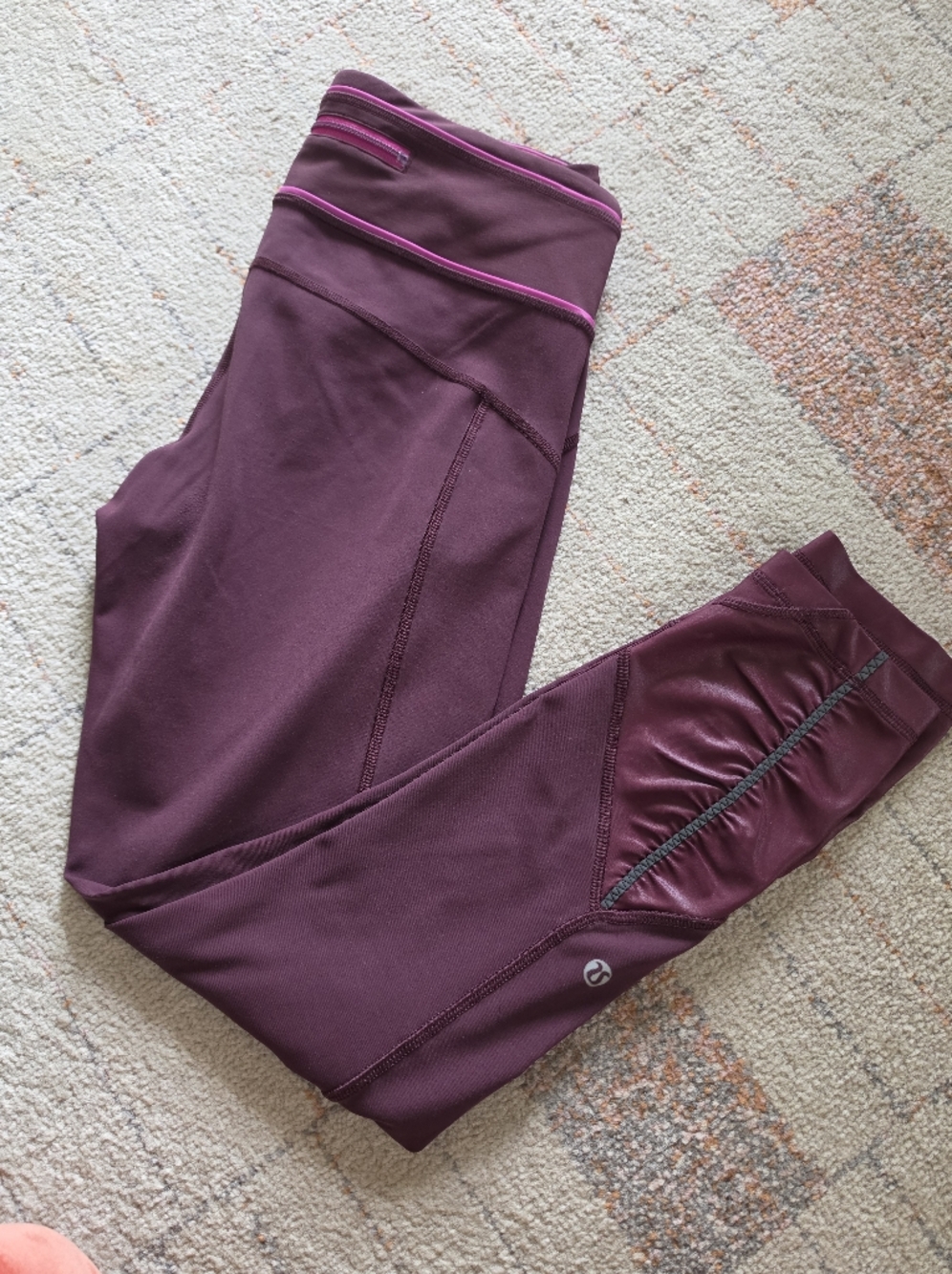 Lululemon Pace Queen Tight Full On Luxtreme Bordeaux Drama Raspberry